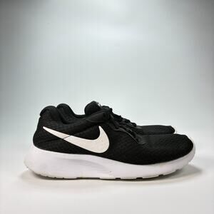 Nike Tanjun Black White Lace Up Running Shoes Sneaker 812655-011 Womens Size 6.5